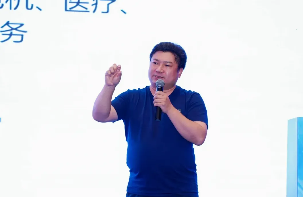 Чжун Шэнбо — генеральный менеджер / технический директор компании Changzhou Kelewei CNC Technology Co., Ltd.